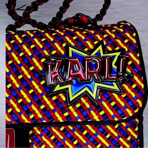 NWT Karl Lagerfeld Paris Agyness Textured
Shoulder Bag Comes with Dusty - Picture 13 of 15